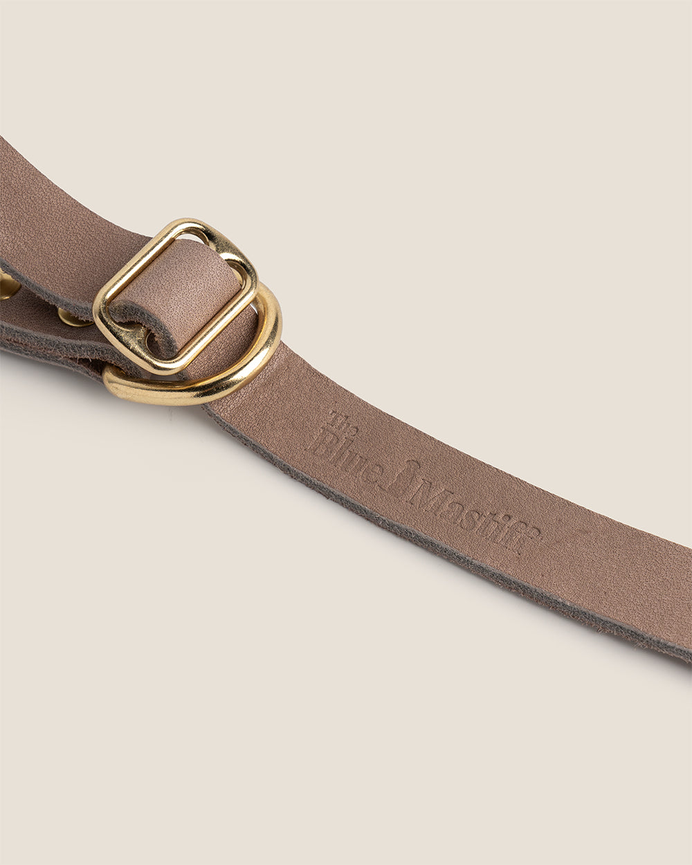 Collar Martingale Stone